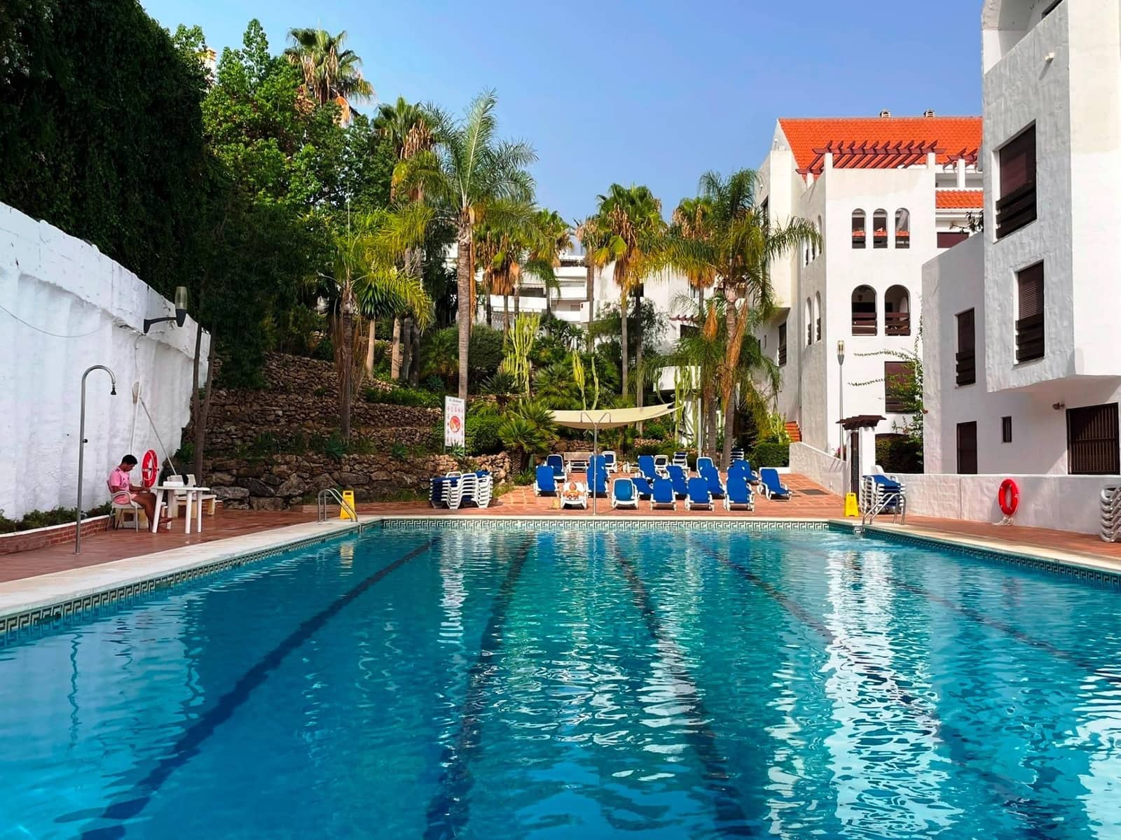 3 makuuhuone Huoneisto myytävänä paikassa Nueva Andalucia mukana uima-altaan - 575 000 € (Ref: 9291546)