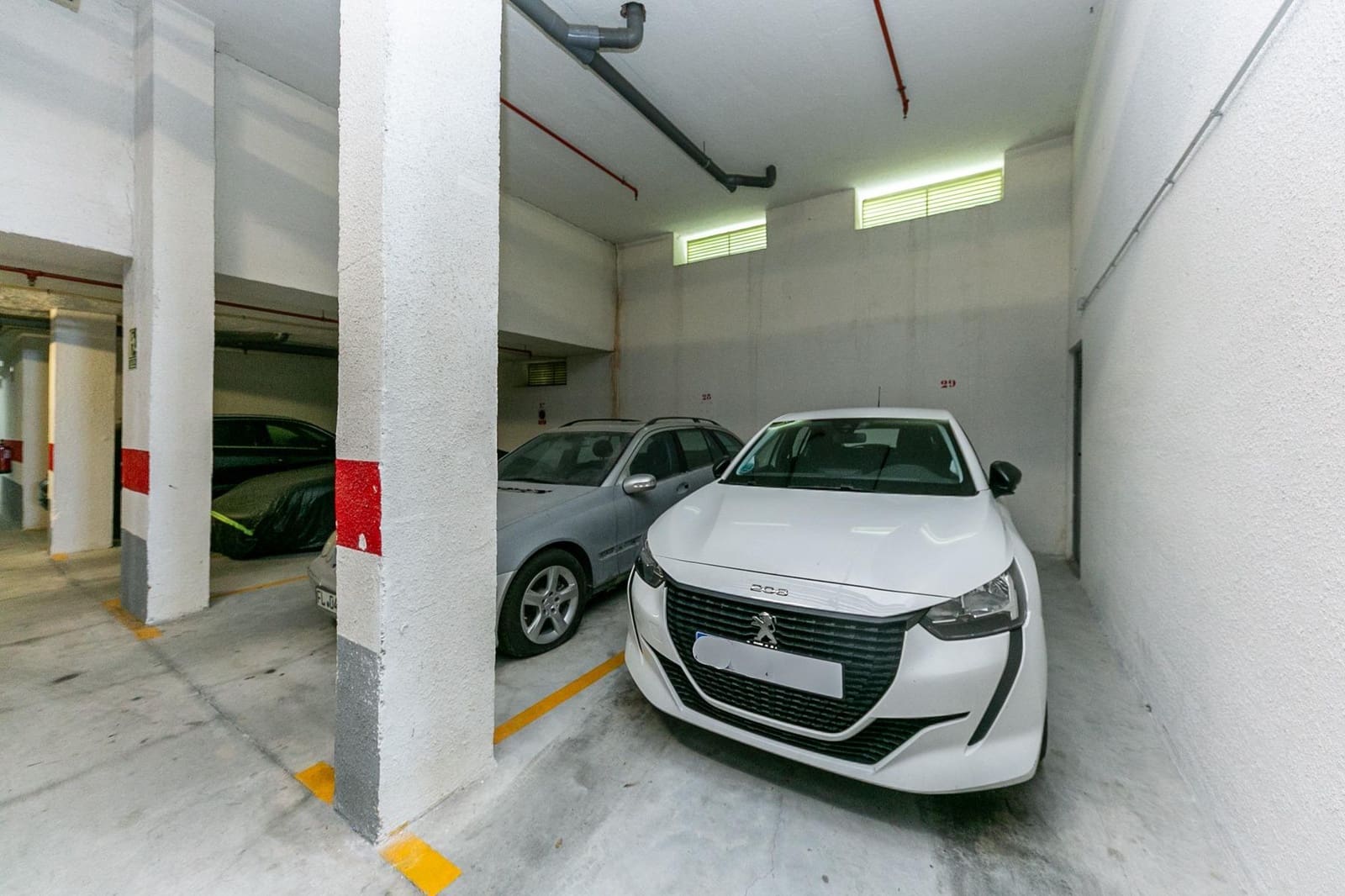 1 quarto Apartamento para venda em Nueva Andalucia com piscina garagem - 325 000 € (Ref: 9401030)