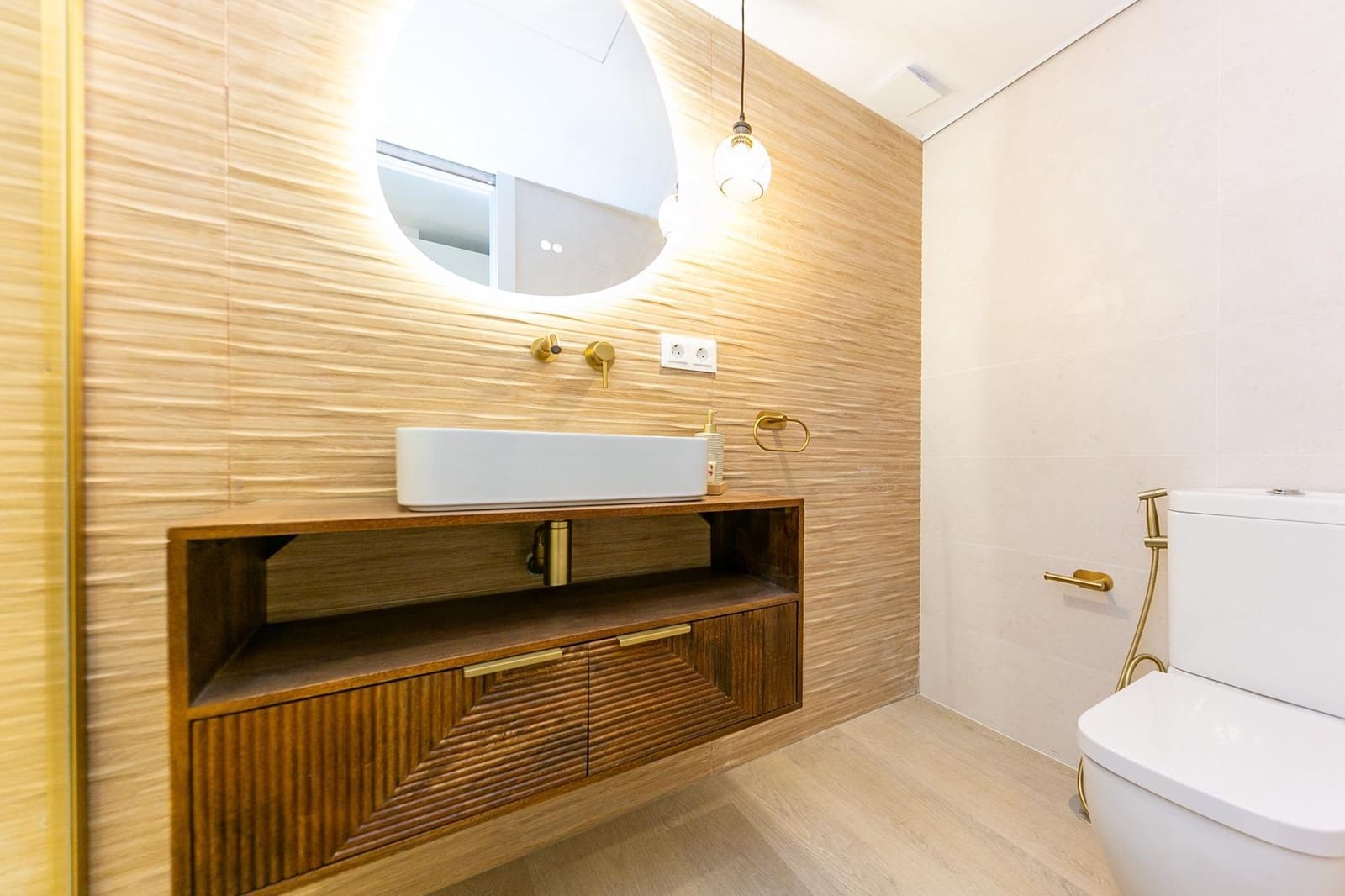 3 bedroom Apartment for sale in Fuengirola with garage - € 410,000 (Ref: 9470691)