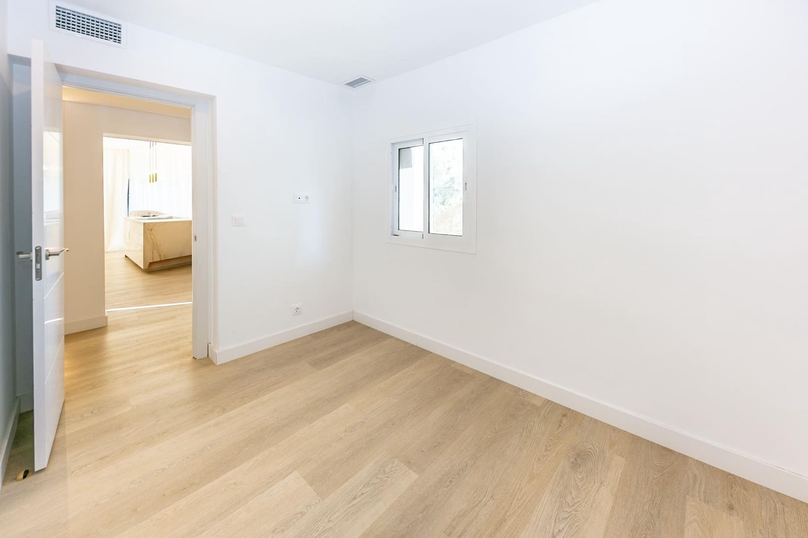 4 soveværelse Villa til salg i Fuengirola med swimmingpool garage - € 830.000 (Ref: 9470986)