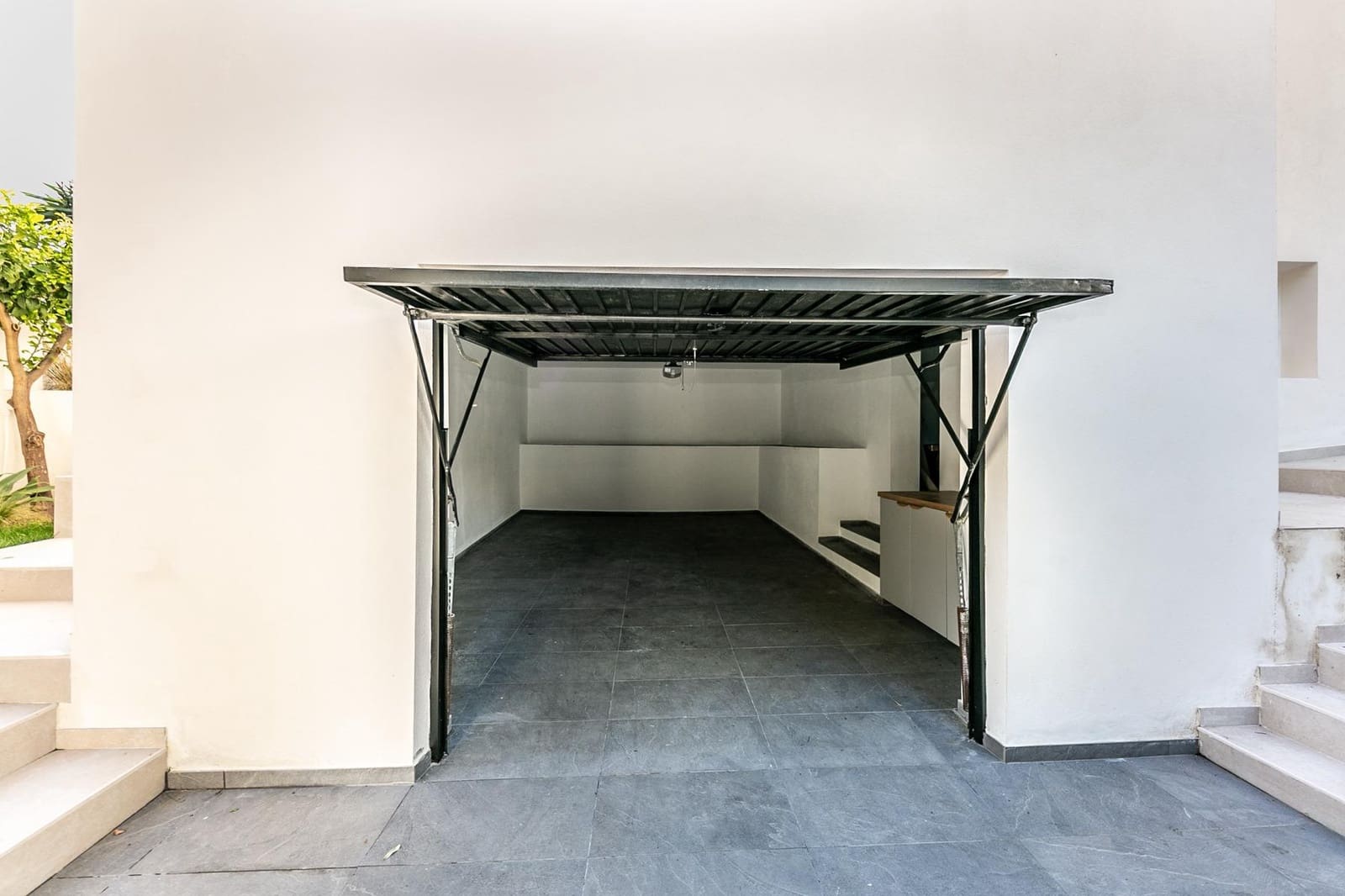 4 soveværelse Villa til salg i Fuengirola med swimmingpool garage - € 830.000 (Ref: 9470986)