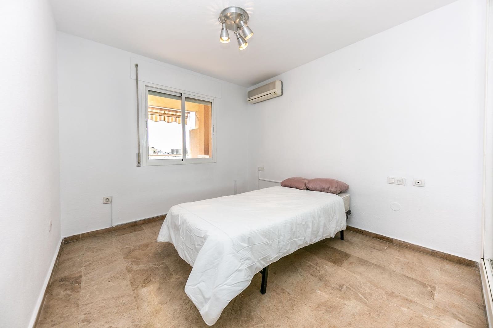 4 bedroom Apartment for sale in Benalmadena with pool garage - € 420,000 (Ref: 9486768)