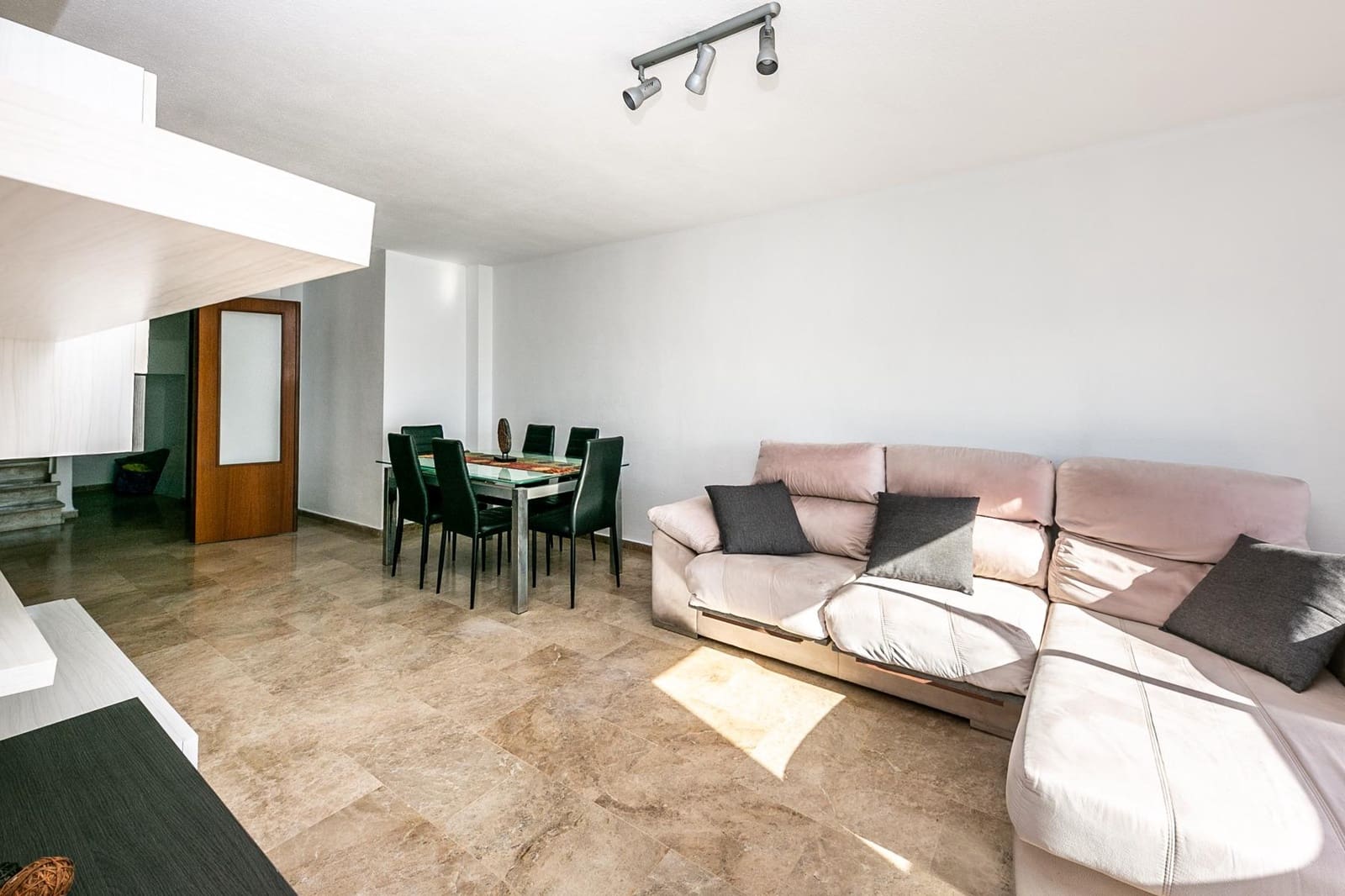 4 bedroom Apartment for sale in Benalmadena with pool garage - € 420,000 (Ref: 9486768)