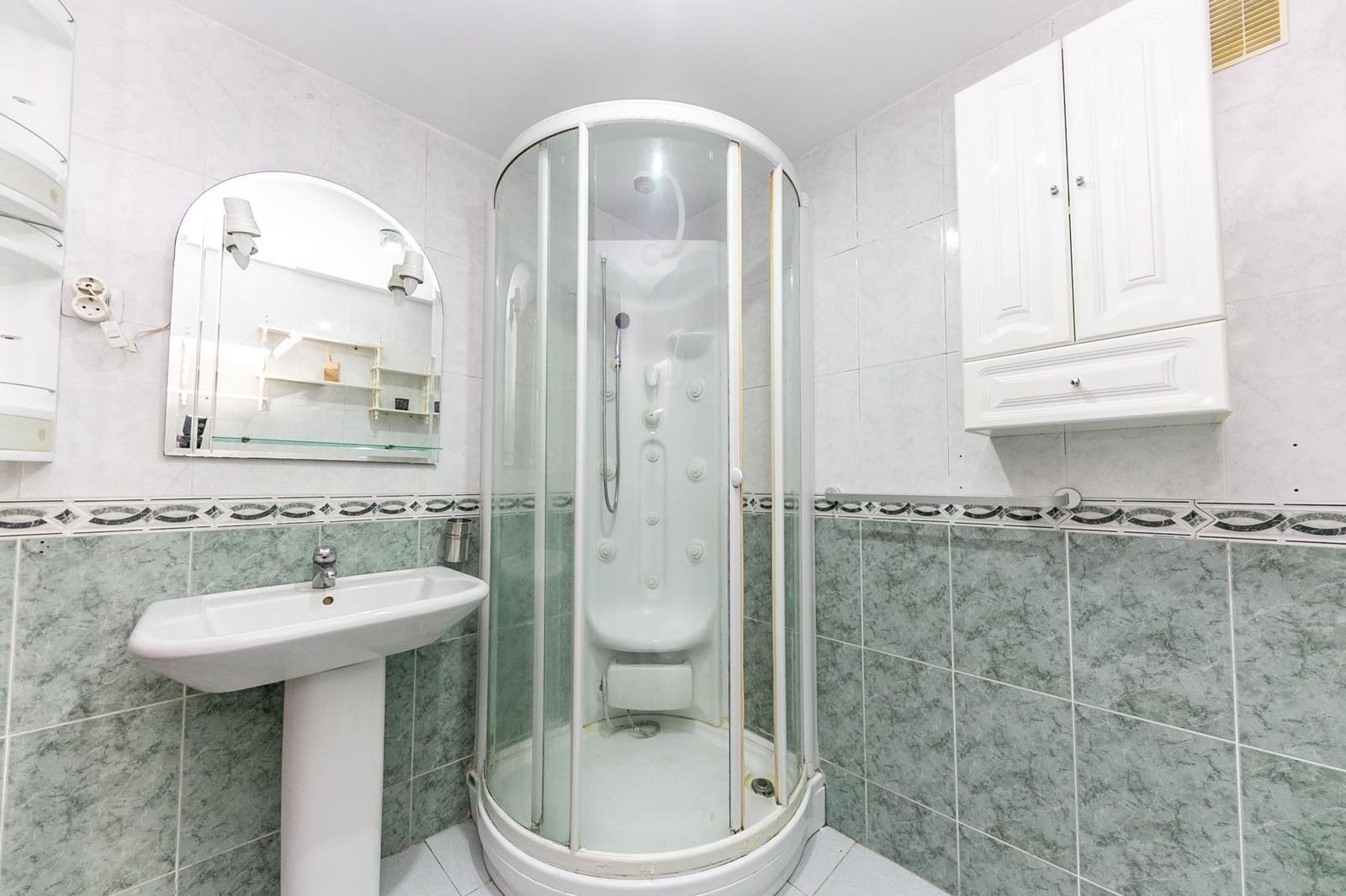 4 bedroom Apartment for sale in Benalmadena with pool garage - € 420,000 (Ref: 9486768)