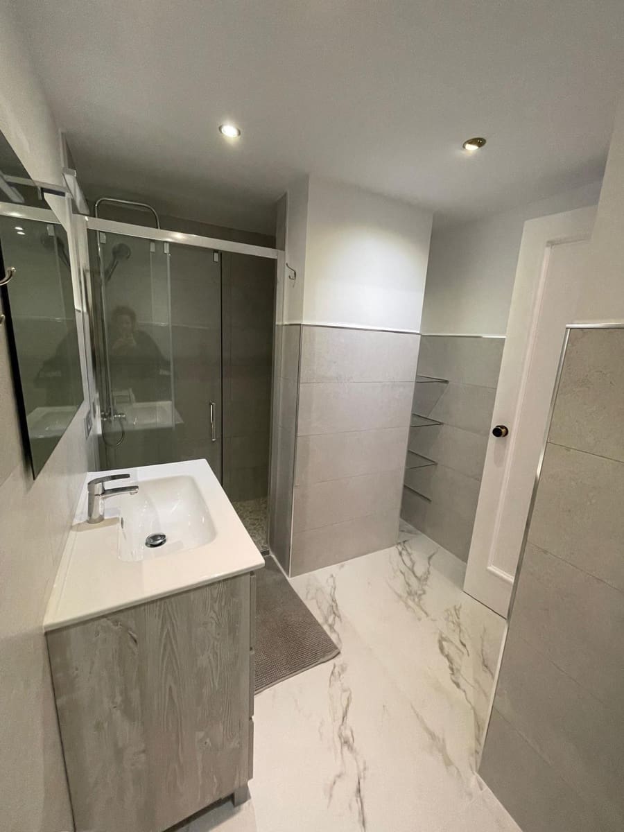 2 bedroom Apartment for rent in Fuengirola - € 1,200 (Ref: 9491314)