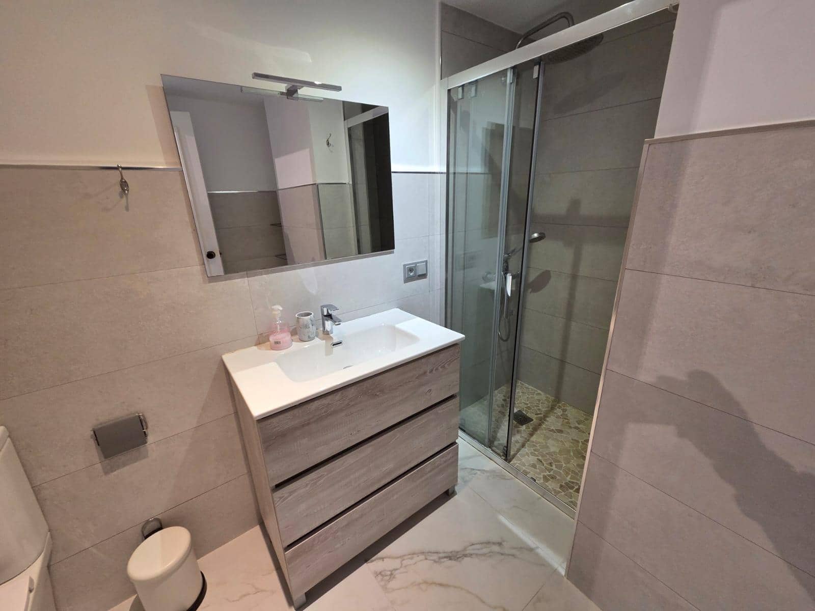 2 bedroom Apartment for rent in Fuengirola - € 1,200 (Ref: 9491314)