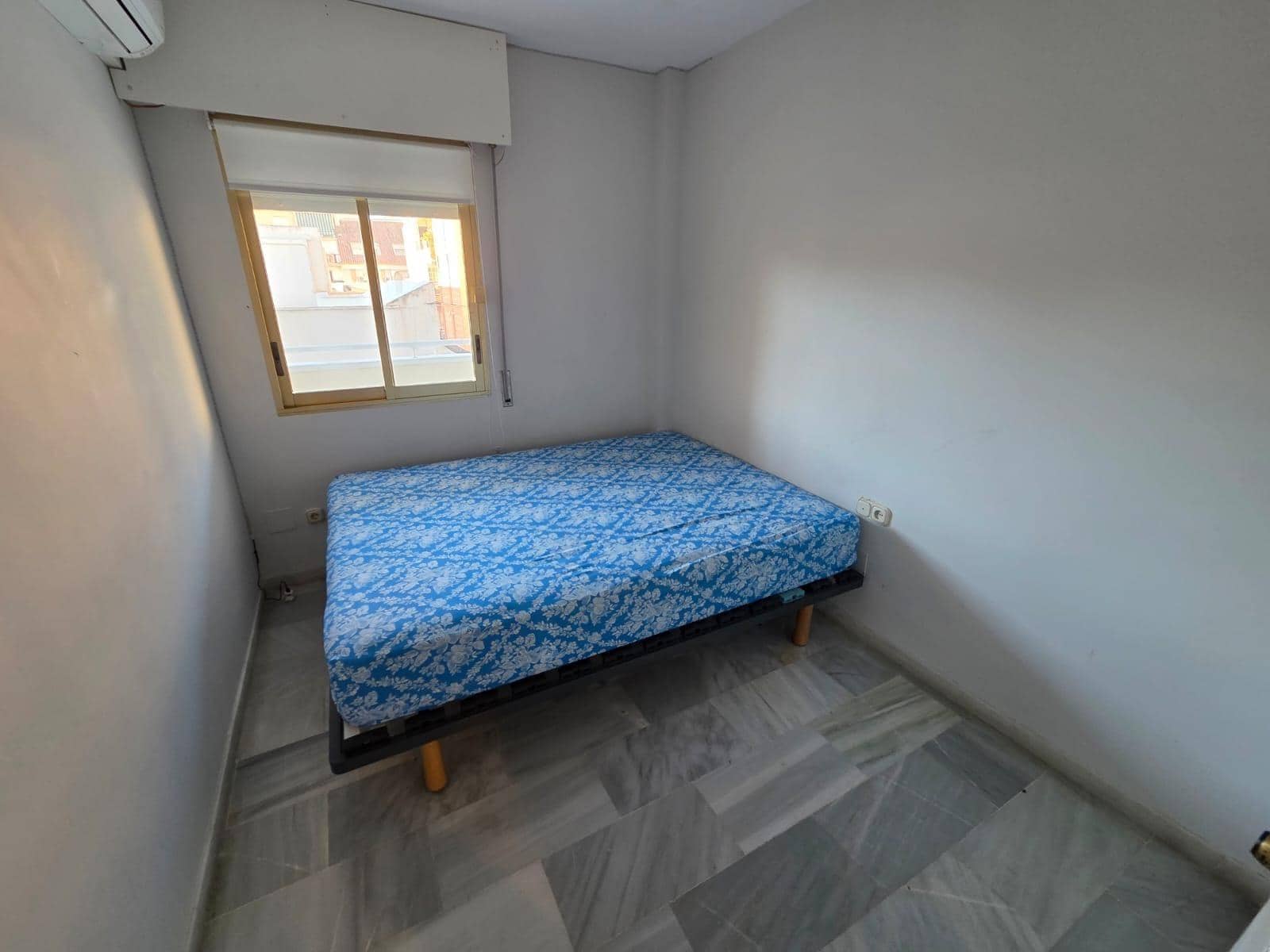 2 bedroom Apartment for rent in Fuengirola - € 1,200 (Ref: 9491314)