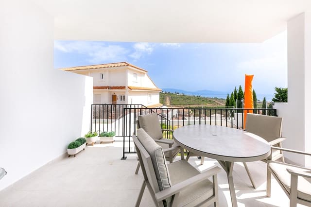 2 quarto Moradia Geminada para venda em Manilva - 349 000 € (Ref: 9494650)