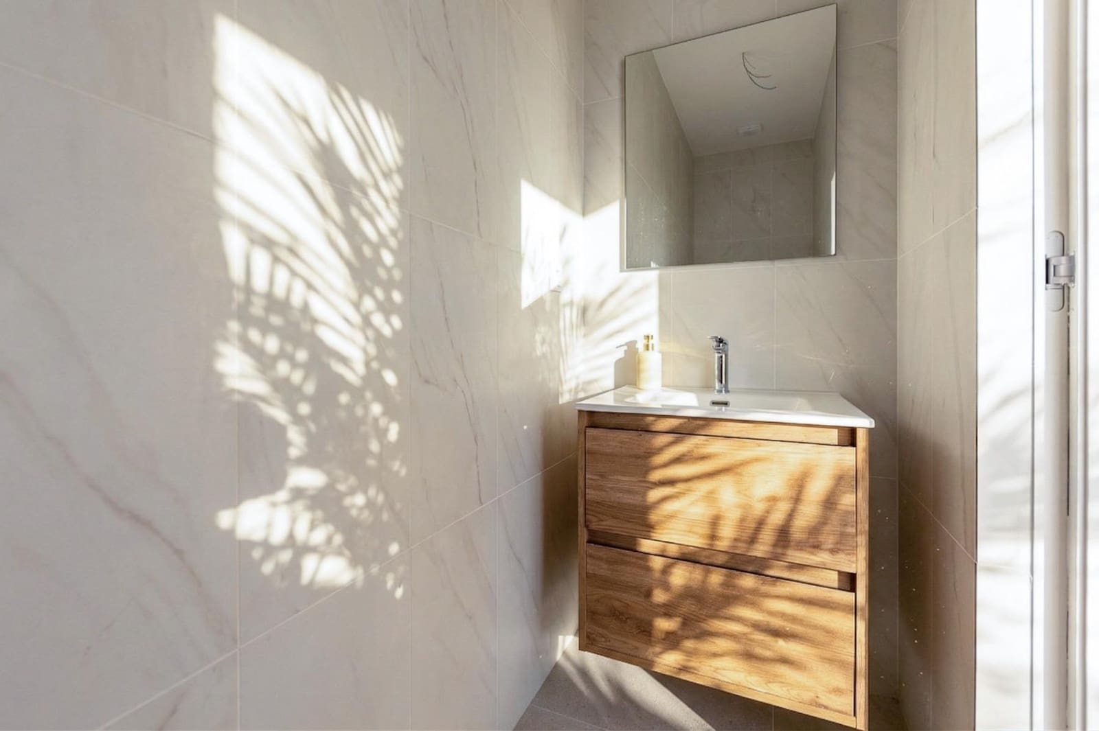 Pareado de 2 habitaciones en Manilva en venta - 315.000 € (Ref: 9494650)