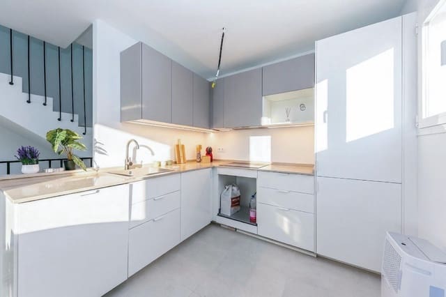 2 soverom Kjedet enebolig til salgs i Manilva - € 315 000 (Ref: 9494650)