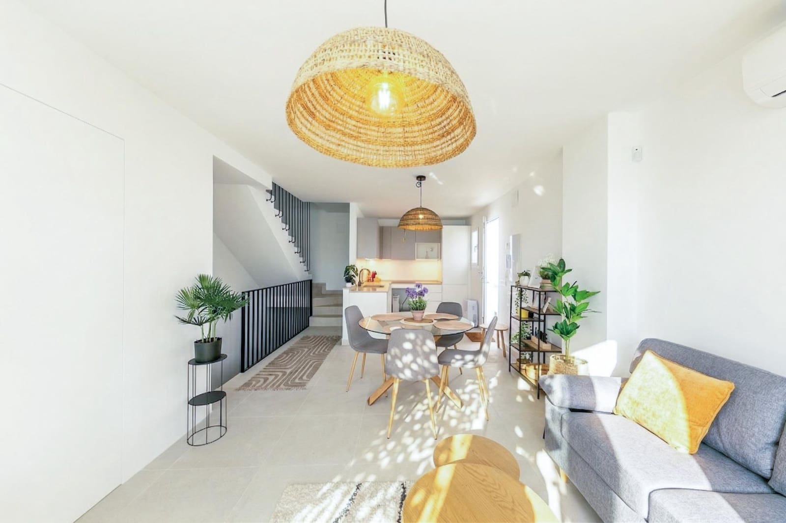 Pareado de 2 habitaciones en Manilva en venta - 315.000 € (Ref: 9494650)