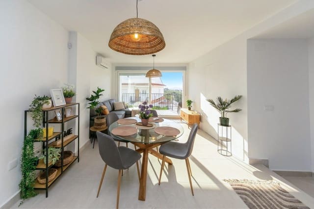 2 soverom Kjedet enebolig til salgs i Manilva - € 315 000 (Ref: 9494650)