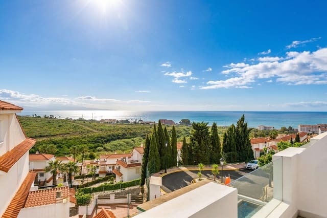 2 soverom Kjedet enebolig til salgs i Manilva - € 315 000 (Ref: 9494650)