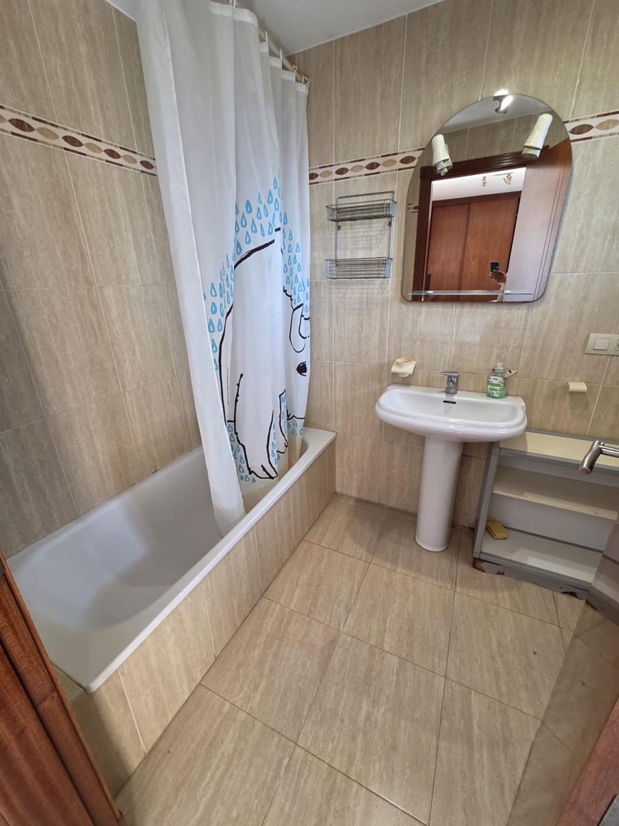 Apartamento de 2 habitaciones en Fuengirola en venta - 249.000 € (Ref: 9504568)