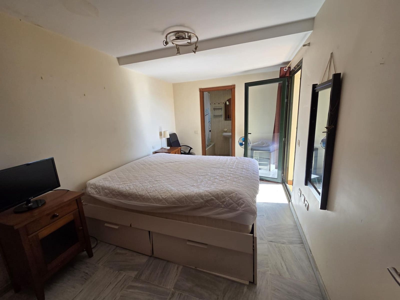 Apartamento de 2 habitaciones en Fuengirola en venta - 249.000 € (Ref: 9504568)