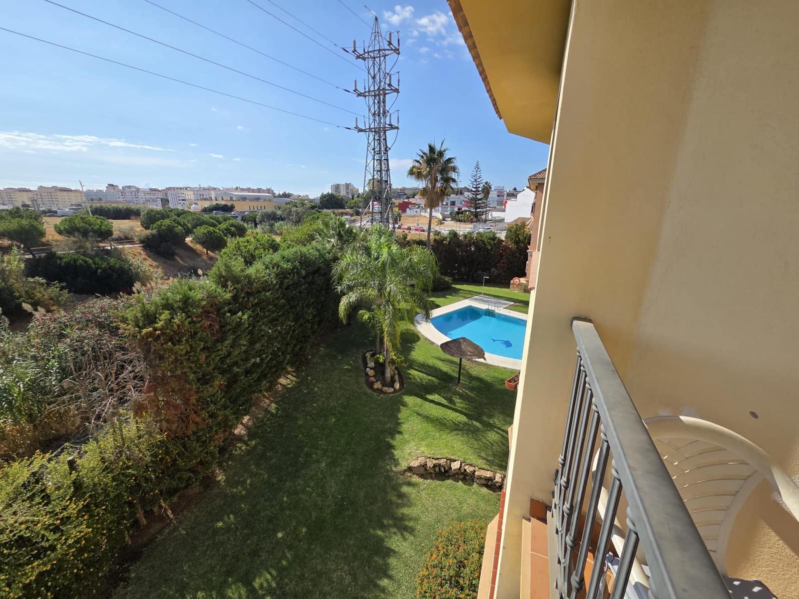 Apartamento de 2 habitaciones en Fuengirola en venta - 249.000 € (Ref: 9504568)