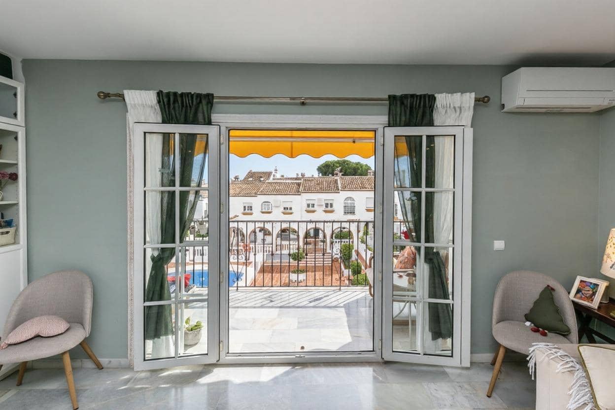 2 sovrum Takvåning till salu i Benalmadena med pool - 299 000 € (Ref: 9513420)