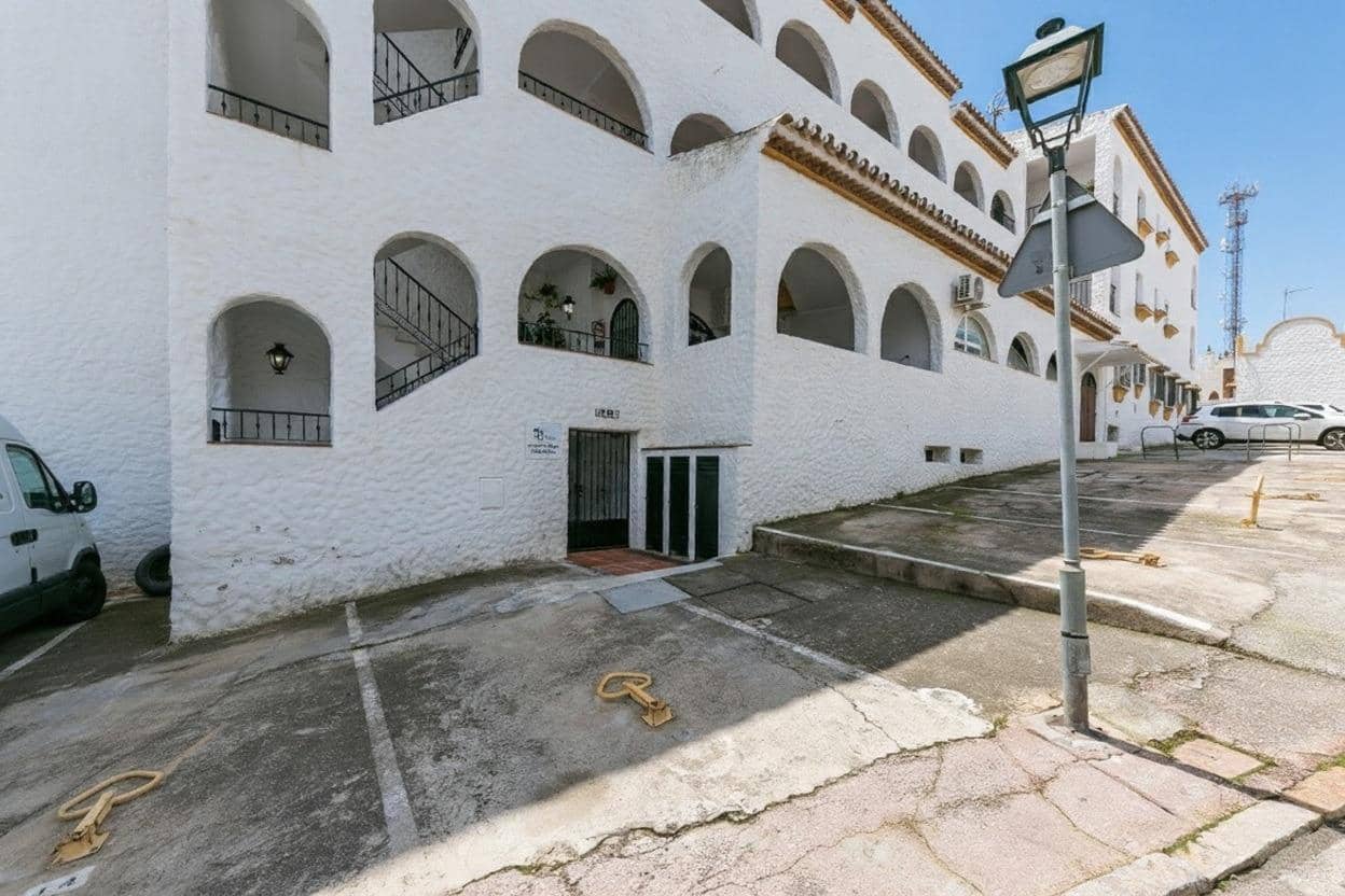 2 sovrum Takvåning till salu i Benalmadena med pool - 299 000 € (Ref: 9513420)