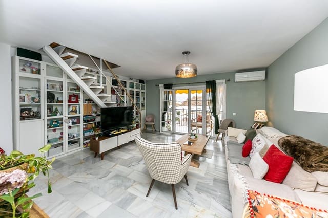 2 sovrum Takvåning till salu i Benalmádena med pool - 299 000 € (Ref: 9513420)