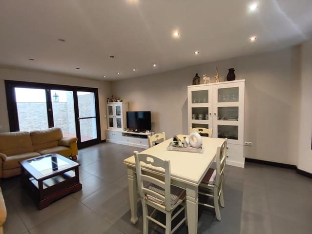 4 bedroom Villa for sale in Los Pacos, Fuengirola with garage - € 850,000 (Ref: 9518900)