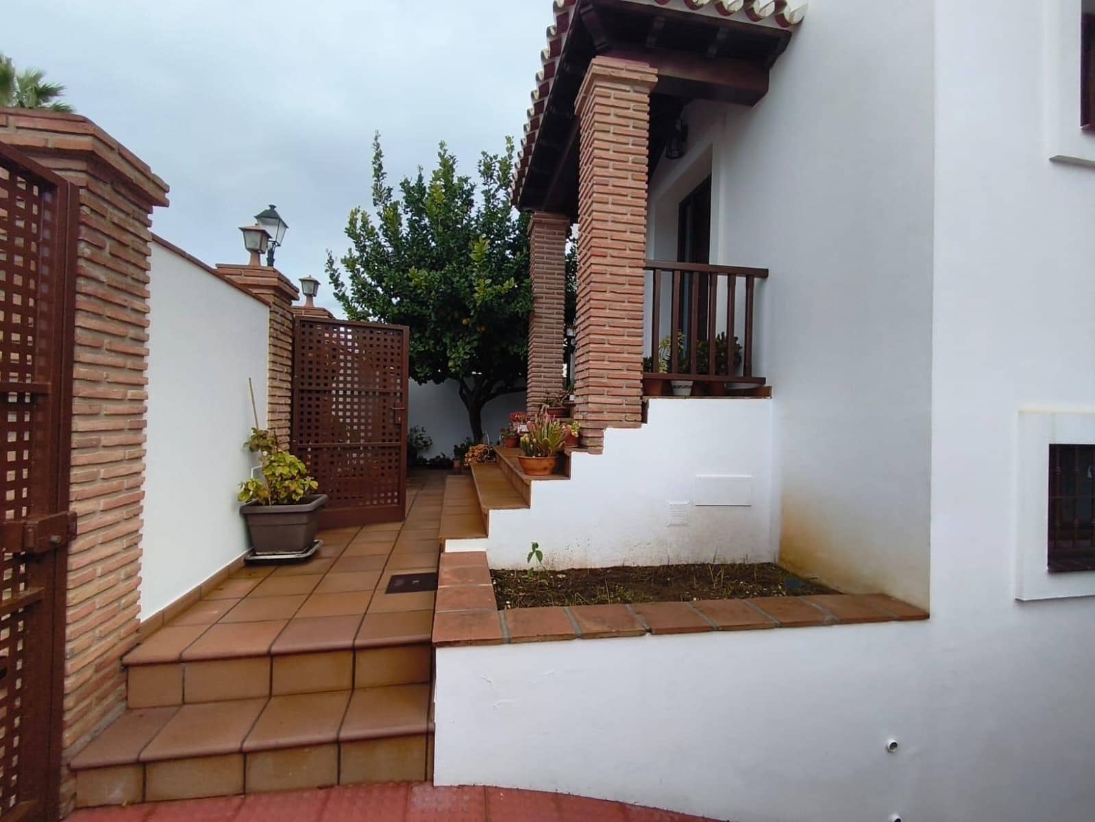 4 bedroom Villa for sale in Fuengirola with garage - € 850,000 (Ref: 9518900)