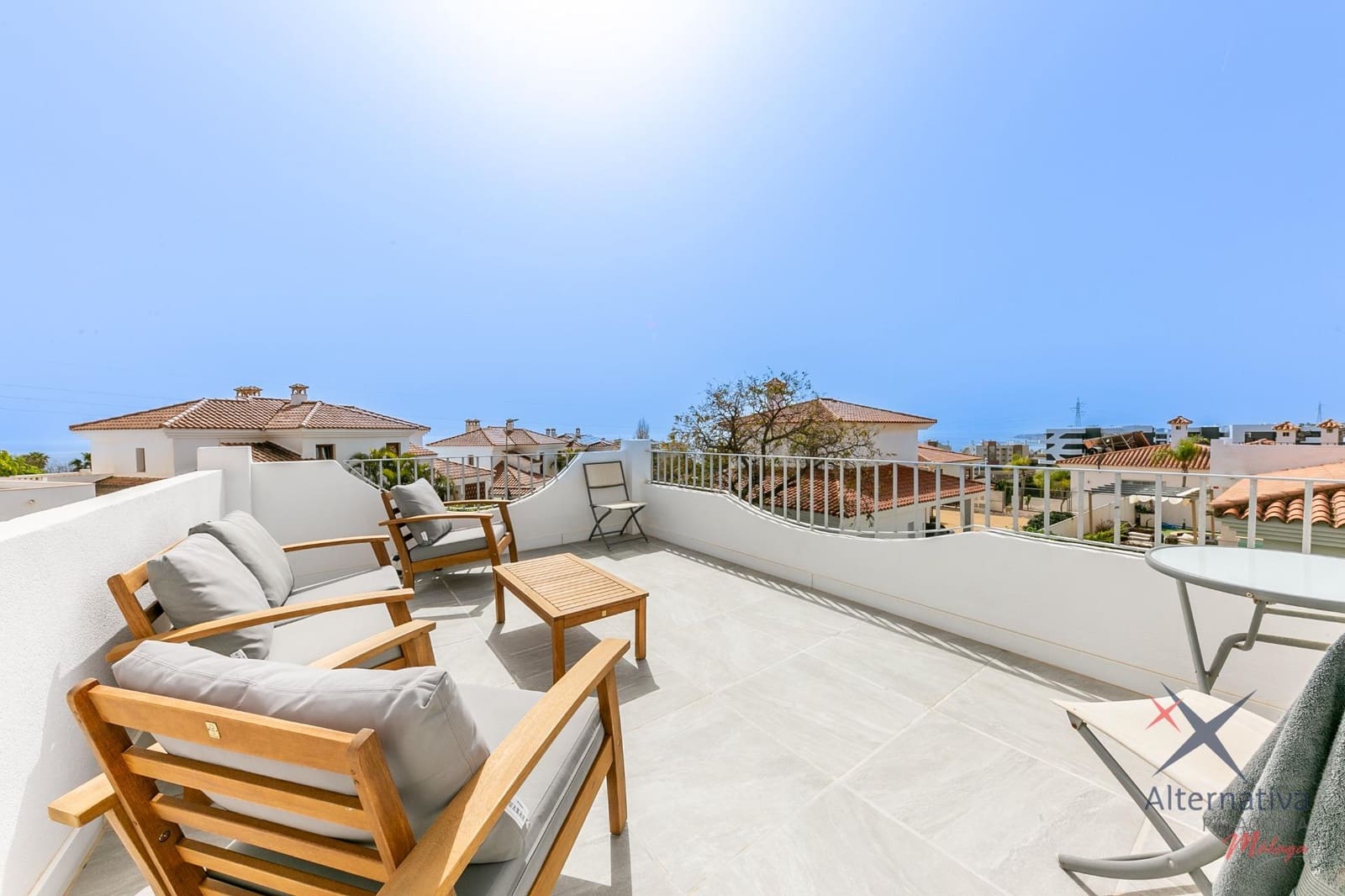 4 quarto Moradia Geminada para venda em Benalmadena com piscina garagem - 899 000 € (Ref: 9524301)