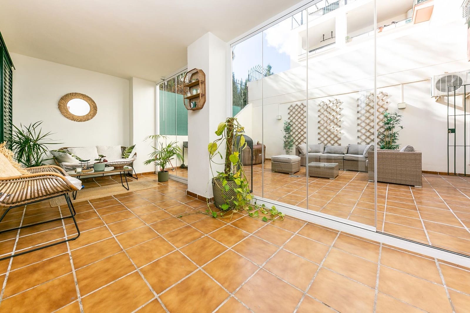 3 makuuhuone Huoneisto myytävänä paikassa Torrequebrada mukana uima-altaan 
autotalli - 400 000 € (Ref: 9537315)