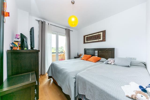 2 sypialnia Apartament na sprzedaż w Selwo, Estepona z basenem garażem - 299 000 € (Ref: 9543613)