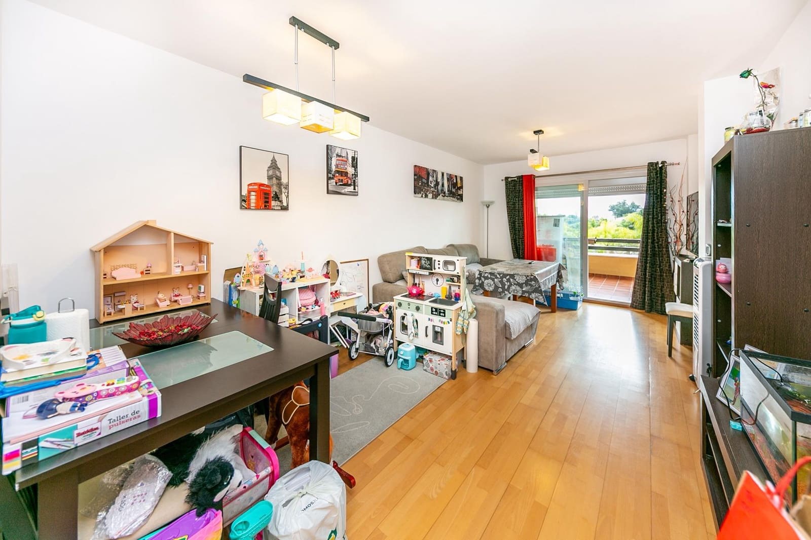 Apartamento de 2 habitaciones en New Golden Mile en venta con piscina garaje - 299.000 € (Ref: 9543613)