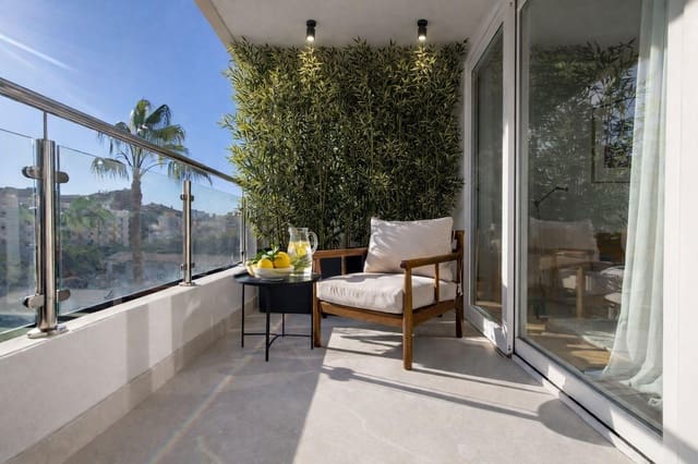 Piso de 2 habitaciones en Fuengirola en venta - 415.000 € (Ref: 9551491)