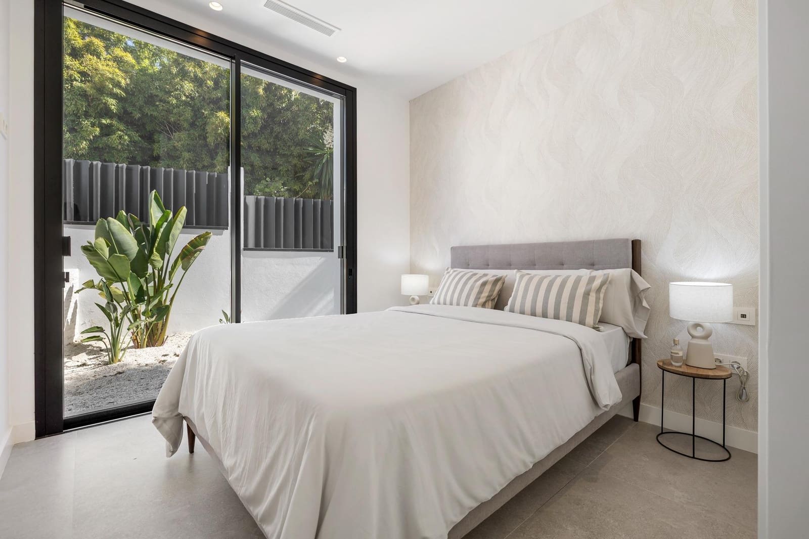 5 sypialnia Willa na sprzedaż w Marbella z basenem garażem - 3 450 000 € (Ref: 9565237)