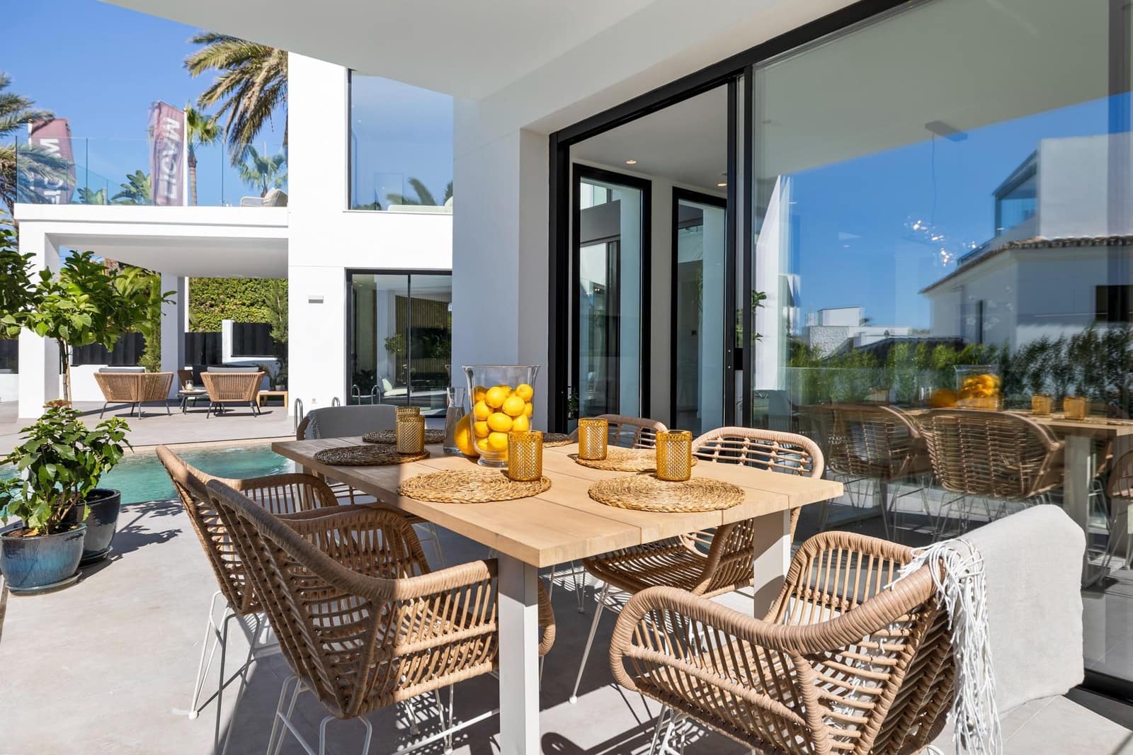 5 sypialnia Willa na sprzedaż w Marbella z basenem garażem - 3 450 000 € (Ref: 9565237)