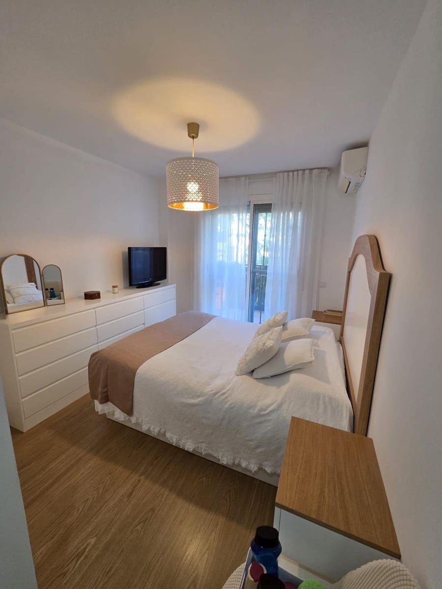 3 bedroom Apartment for sale in Fuengirola with pool garage - € 380,000 (Ref: 9619220)