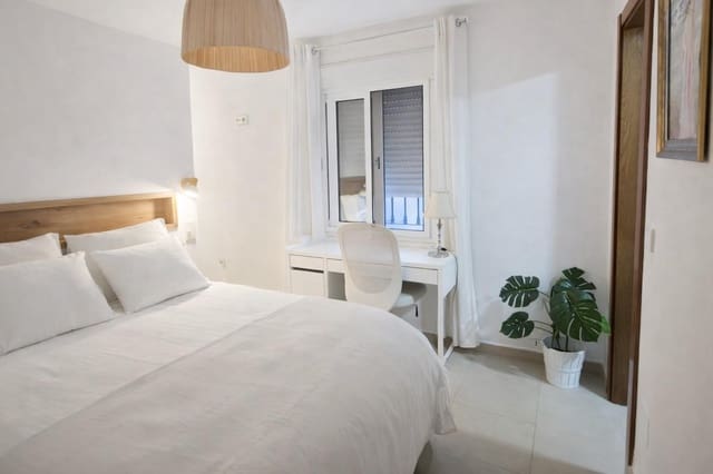 3 bedroom Villa for sale in Fuengirola with pool garage - € 599,900 (Ref: 9619221)