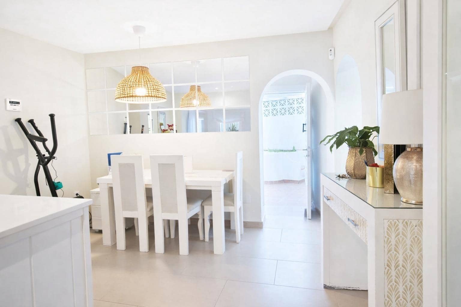 3 bedroom Villa for sale in Fuengirola with pool garage - € 599,900 (Ref: 9619221)
