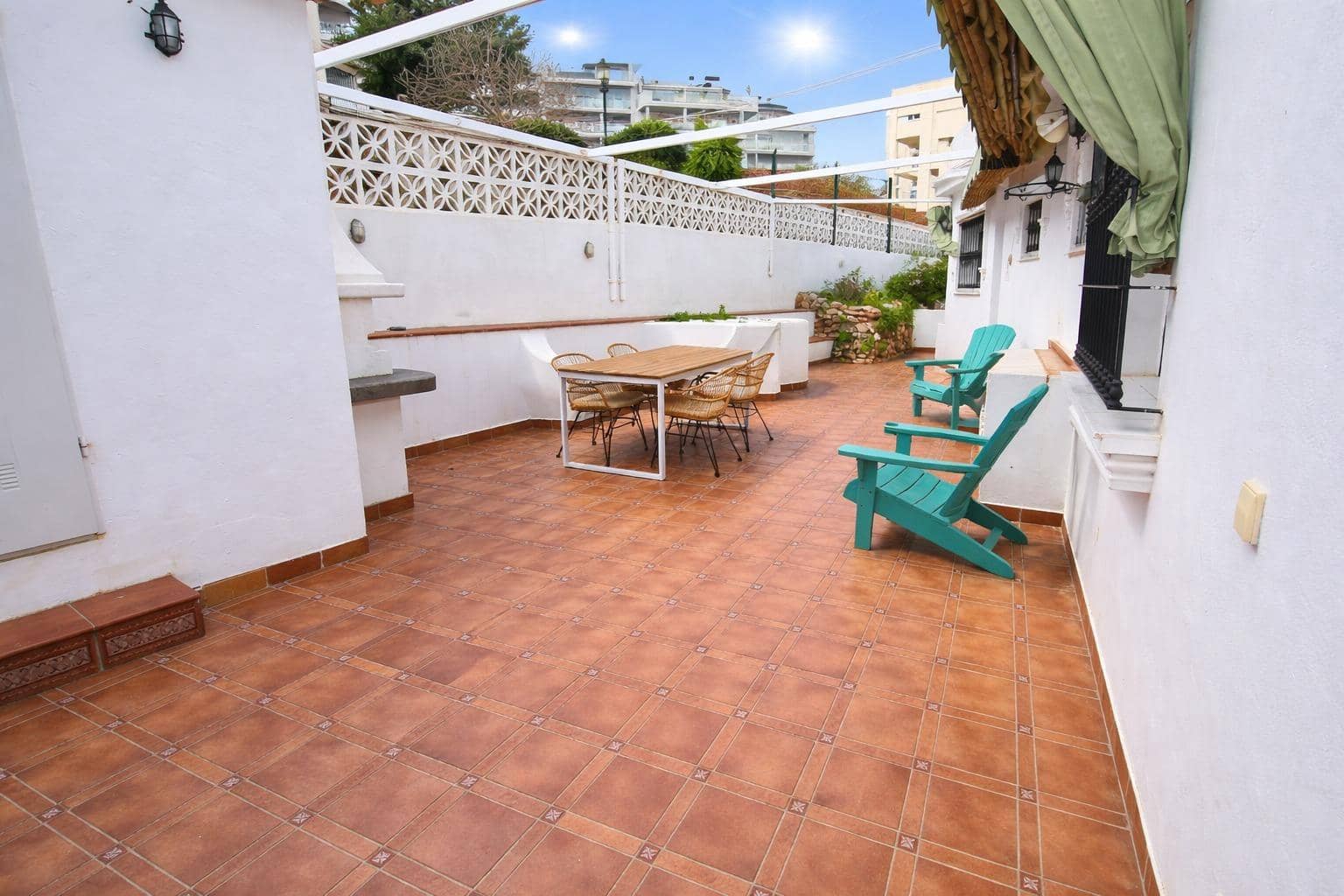 3 bedroom Villa for sale in Fuengirola with pool garage - € 599,900 (Ref: 9619221)