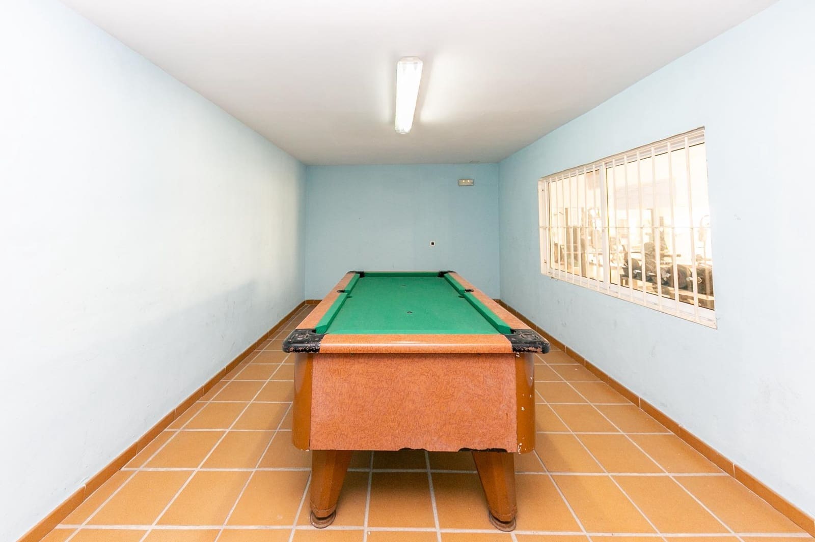 2 soverom Leilighet til salgs i Torrequebrada med svømmebasseng garasje - € 350 000 (Ref: 9627490)