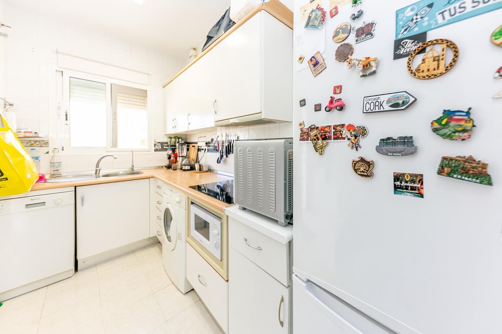 2 soverom Leilighet til salgs i Torrequebrada med svømmebasseng garasje - € 350 000 (Ref: 9627490)