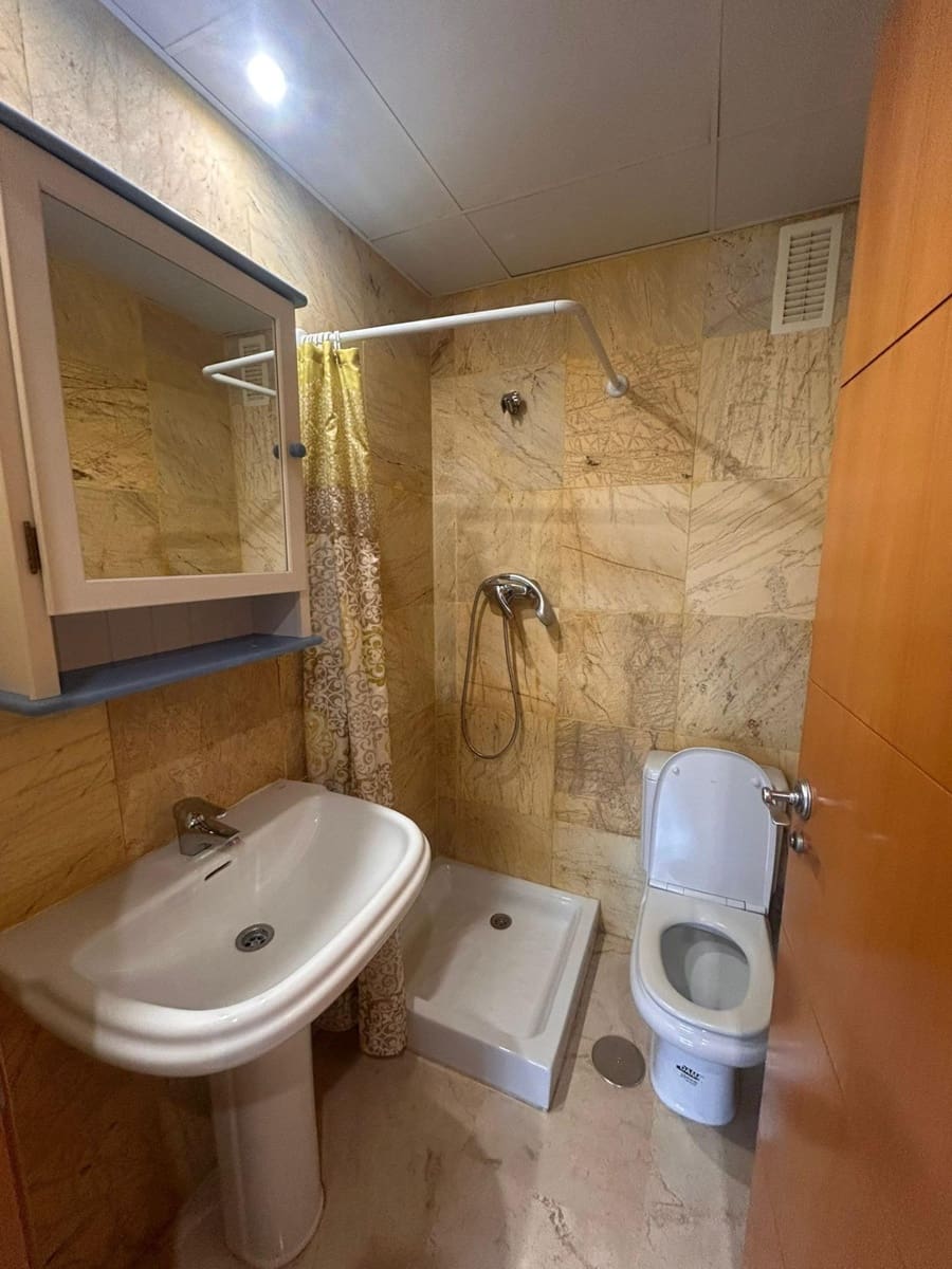 Apartamento de 2 habitaciones en Benalmádena en venta con piscina garaje - 325.000 € (Ref: 9686423)