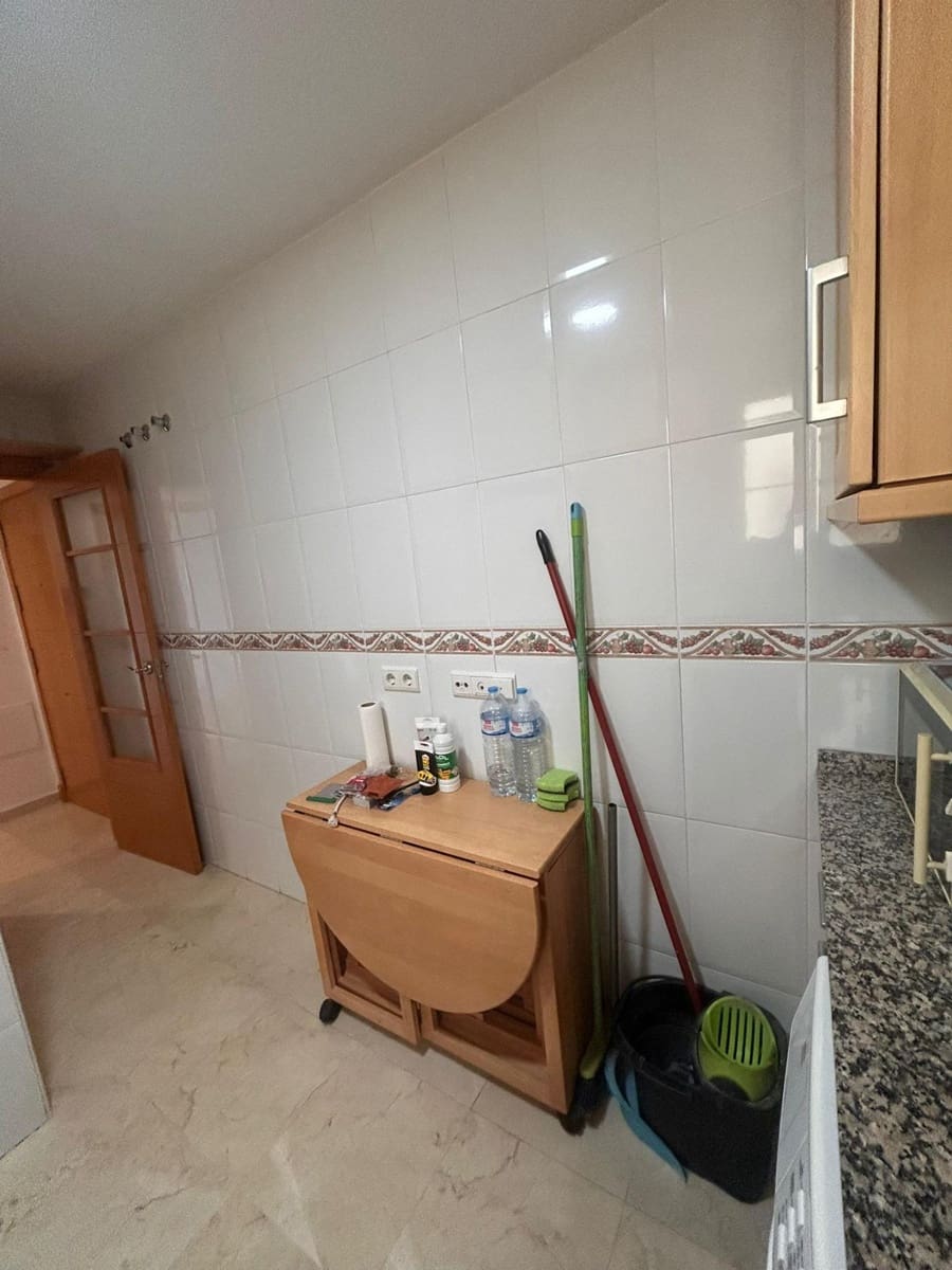 Apartamento de 2 habitaciones en Benalmádena en venta con piscina garaje - 325.000 € (Ref: 9686423)