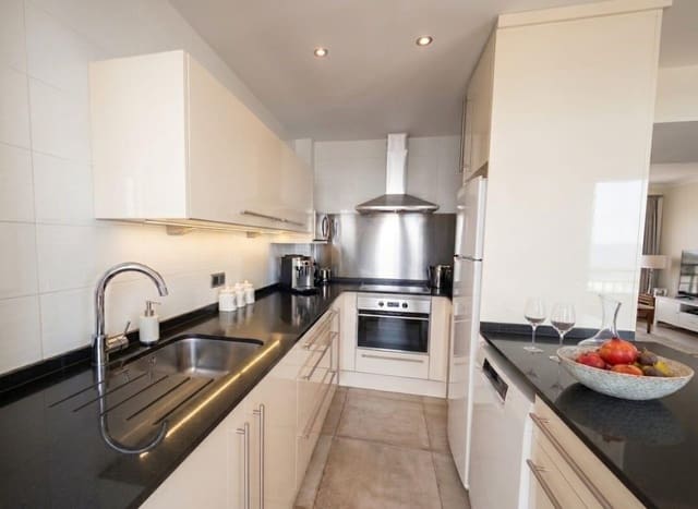 2 bedroom Flat for sale in Fuengirola - € 520,000 (Ref: 9711965)