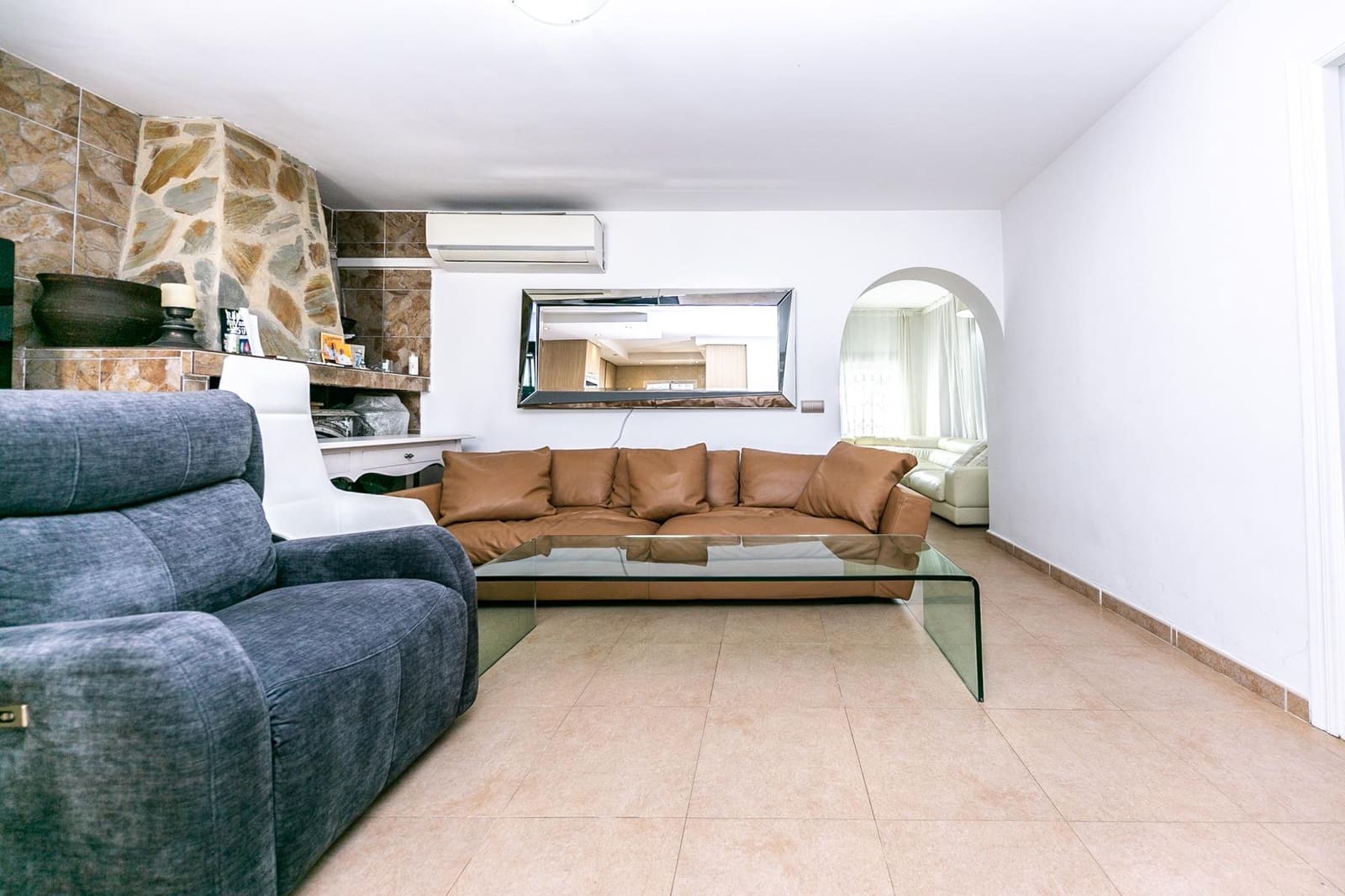 10 bedroom Finca/Country House for sale in El Padron with pool - € 750,000 (Ref: 9738564)