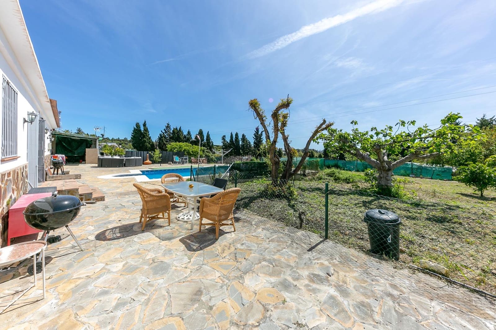 10 bedroom Finca/Country House for sale in El Padron with pool - € 750,000 (Ref: 9738564)