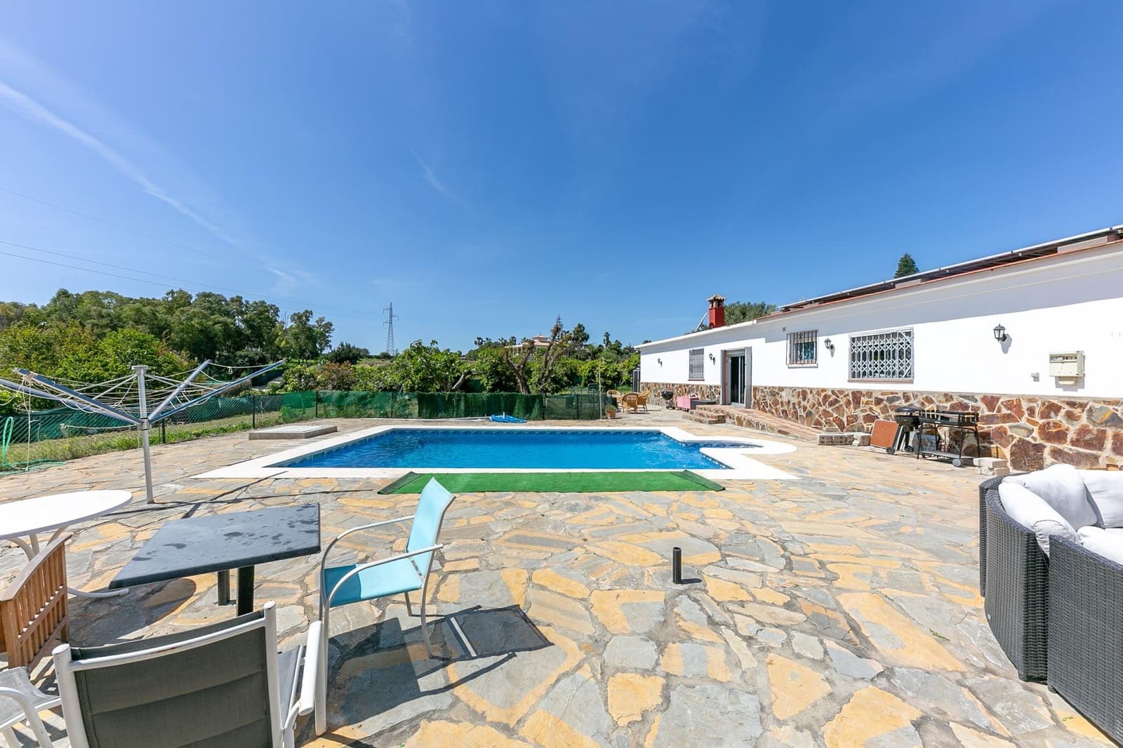 10 bedroom Finca/Country House for sale in El Padron with pool - € 750,000 (Ref: 9738564)