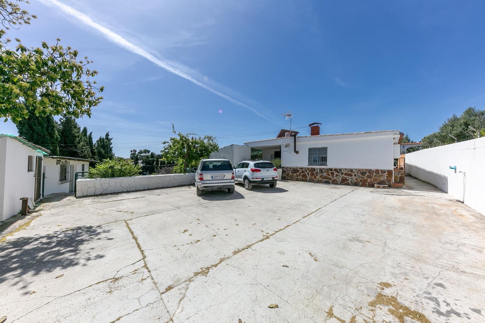 10 bedroom Finca/Country House for sale in El Padron with pool - € 750,000 (Ref: 9738564)