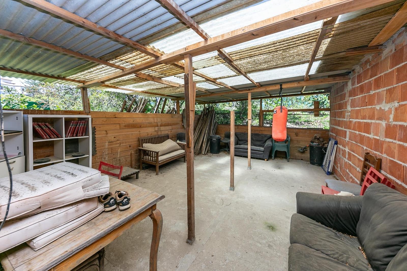 10 bedroom Finca/Country House for sale in El Padron with pool - € 750,000 (Ref: 9738564)