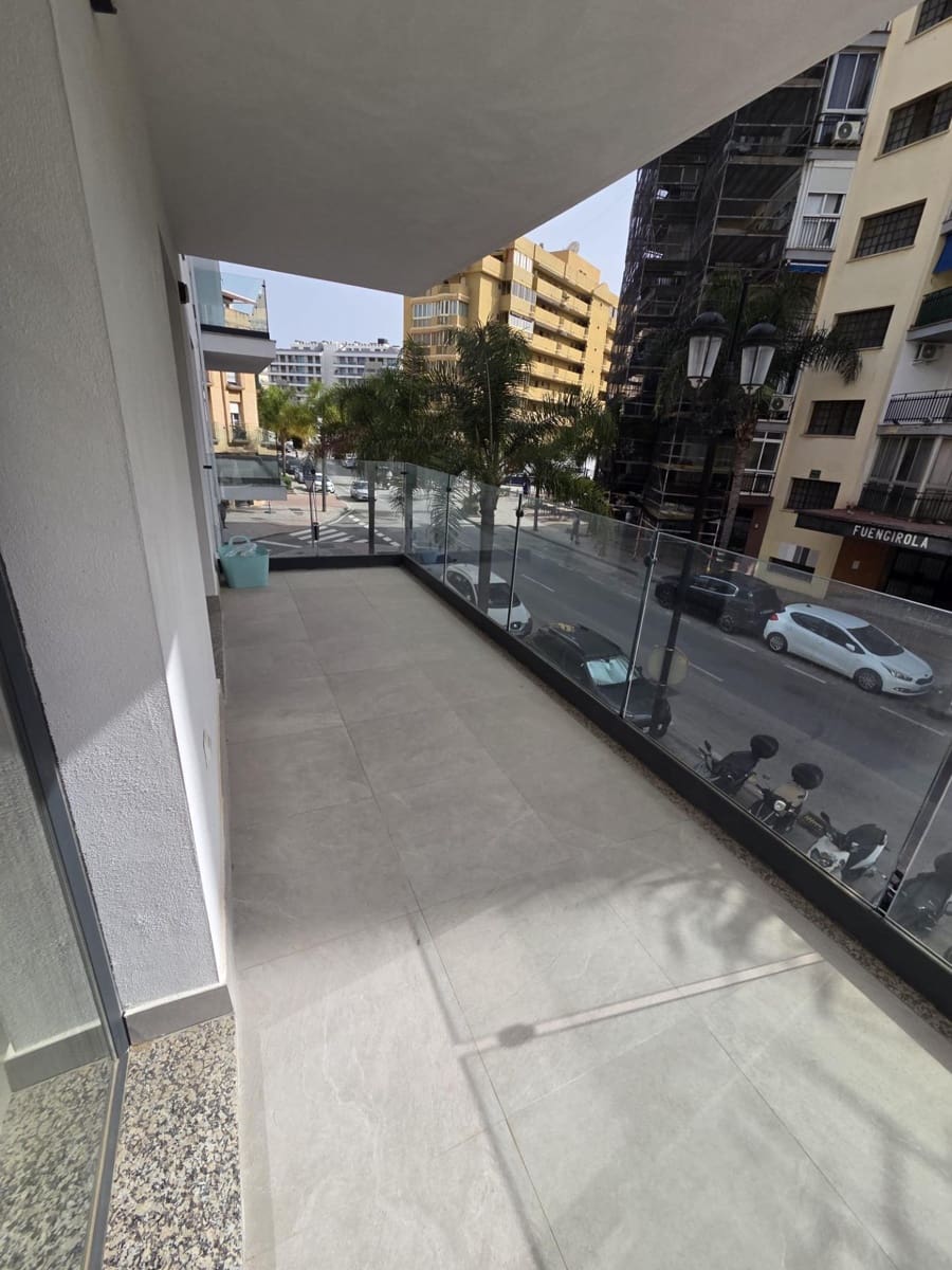 2 sypialnia Apartament na sprzedaż w Fuengirola z garażem - 495 000 € (Ref: 9780554)