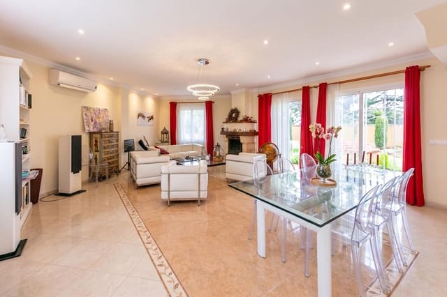 5 soveværelse Villa til salg i Mijas med swimmingpool garage - € 890.000 (Ref: 9797080)