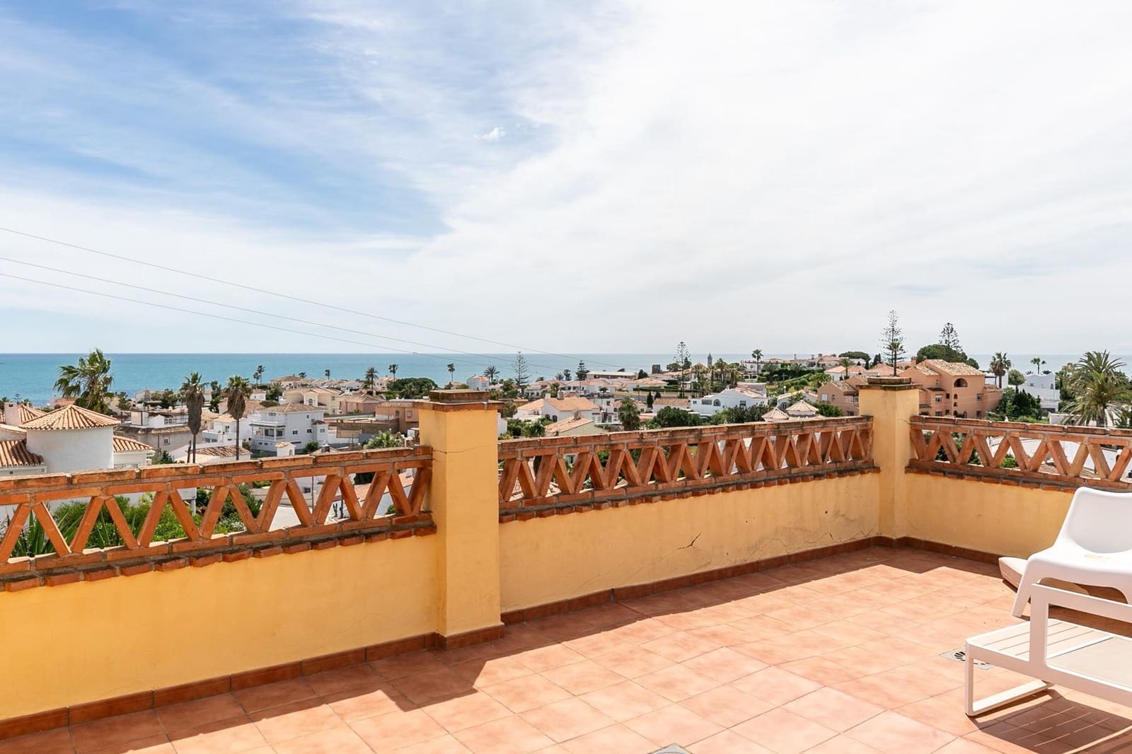 5 soverom Villa til salgs i Mijas med svømmebasseng garasje - € 890 000 (Ref: 9797080)