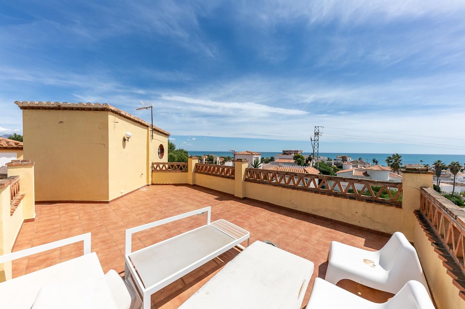 5 soverom Villa til salgs i Mijas med svømmebasseng garasje - € 890 000 (Ref: 9797080)